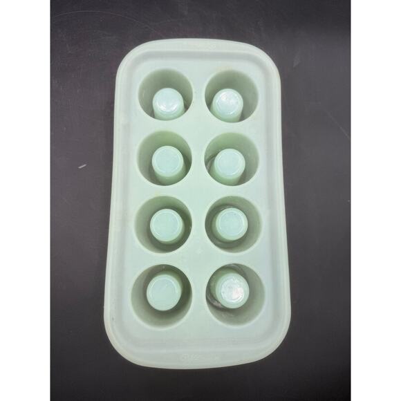 Lot of 7 Fall and Easter Candy Trays – Silicone and Plastic (Used) - Picture 10 of 10